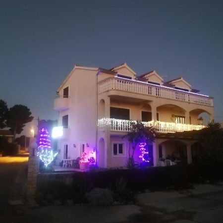 Apartment Ivana Brodarica  Bagian luar foto