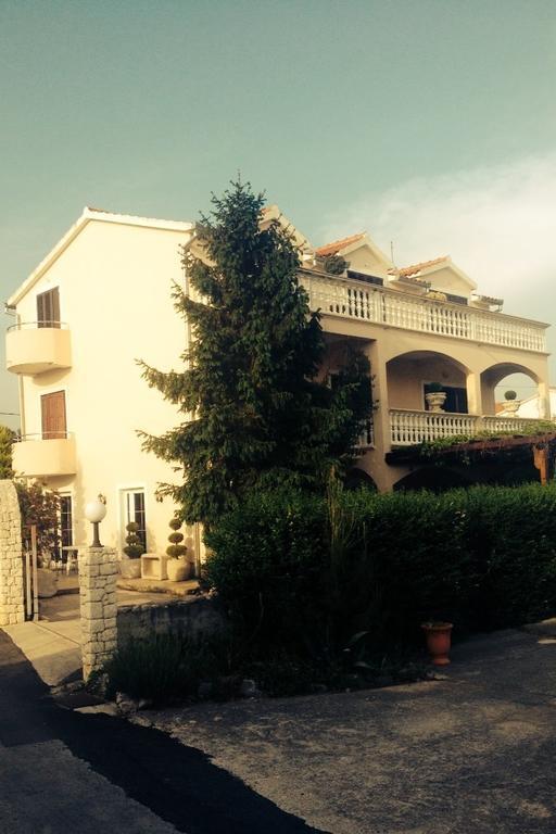 Apartment Ivana Brodarica  Bagian luar foto