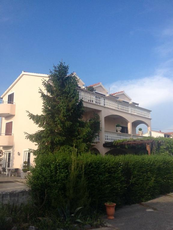 Apartment Ivana Brodarica  Bagian luar foto