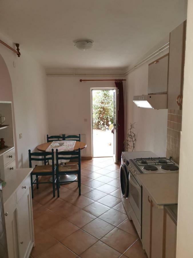 Apartment Ivana Brodarica  Bagian luar foto